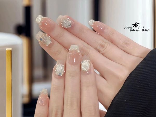 Dịch vụ làm móng tay & móng chân - Mẫu 1