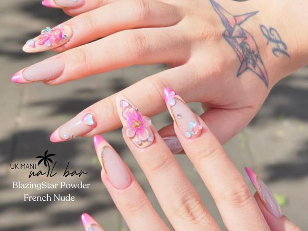 Vẽ thiết kế móng nghệ thuật - Mẫu 3