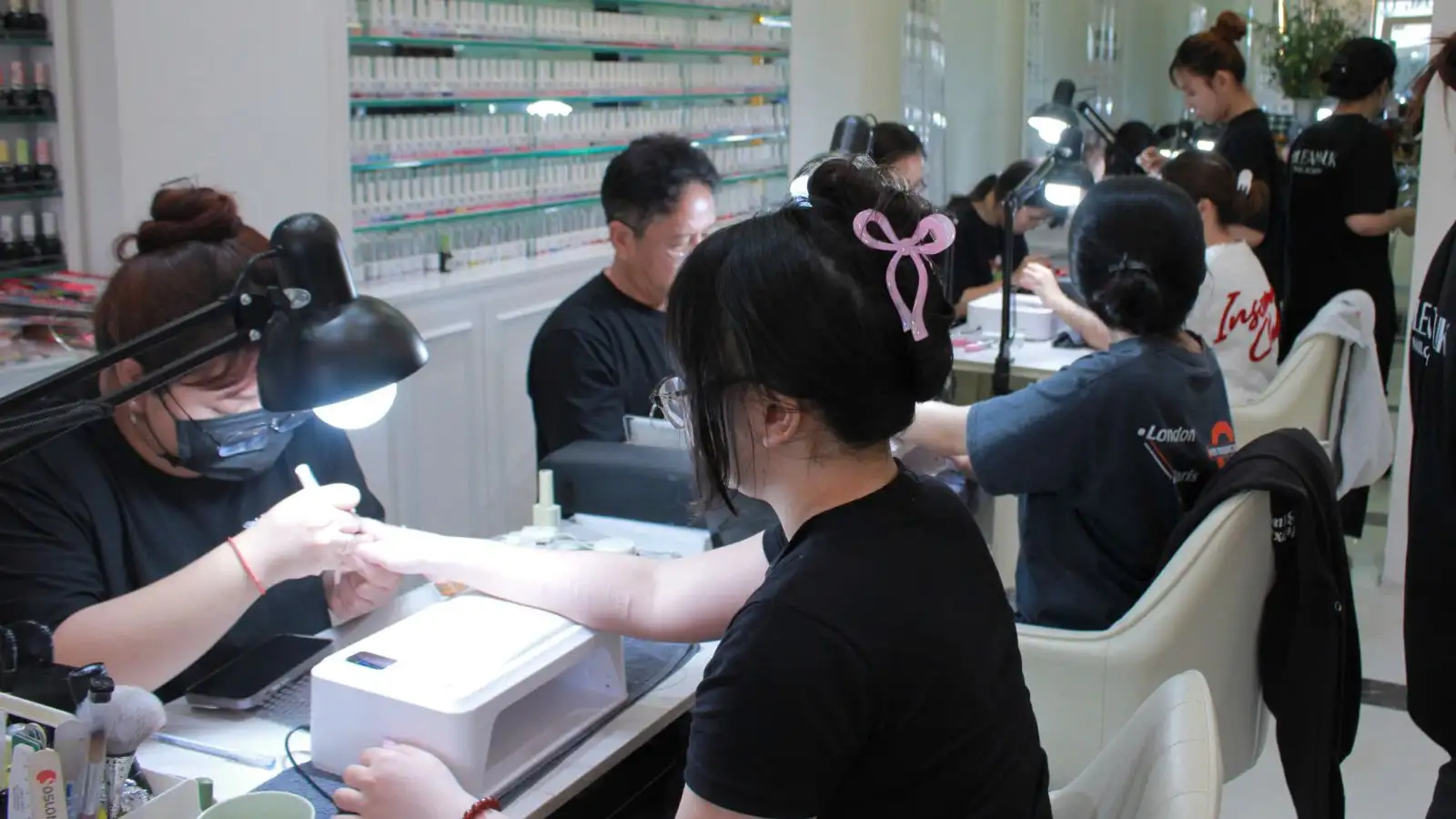 học nail đi mỹ