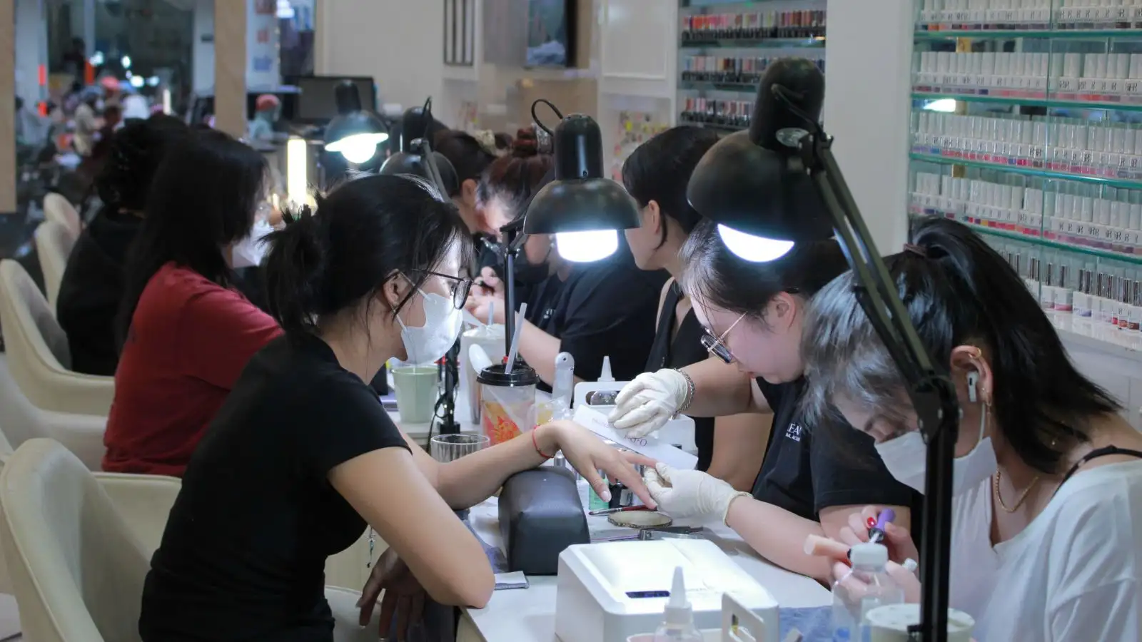 học nail quốc tế