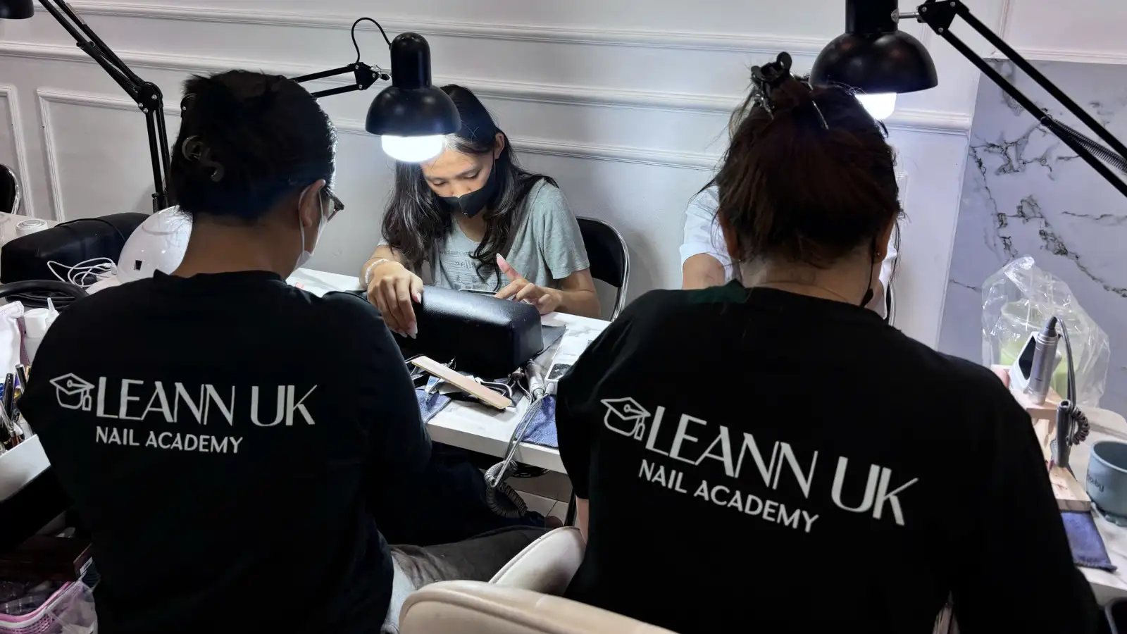 học nail quốc tế
