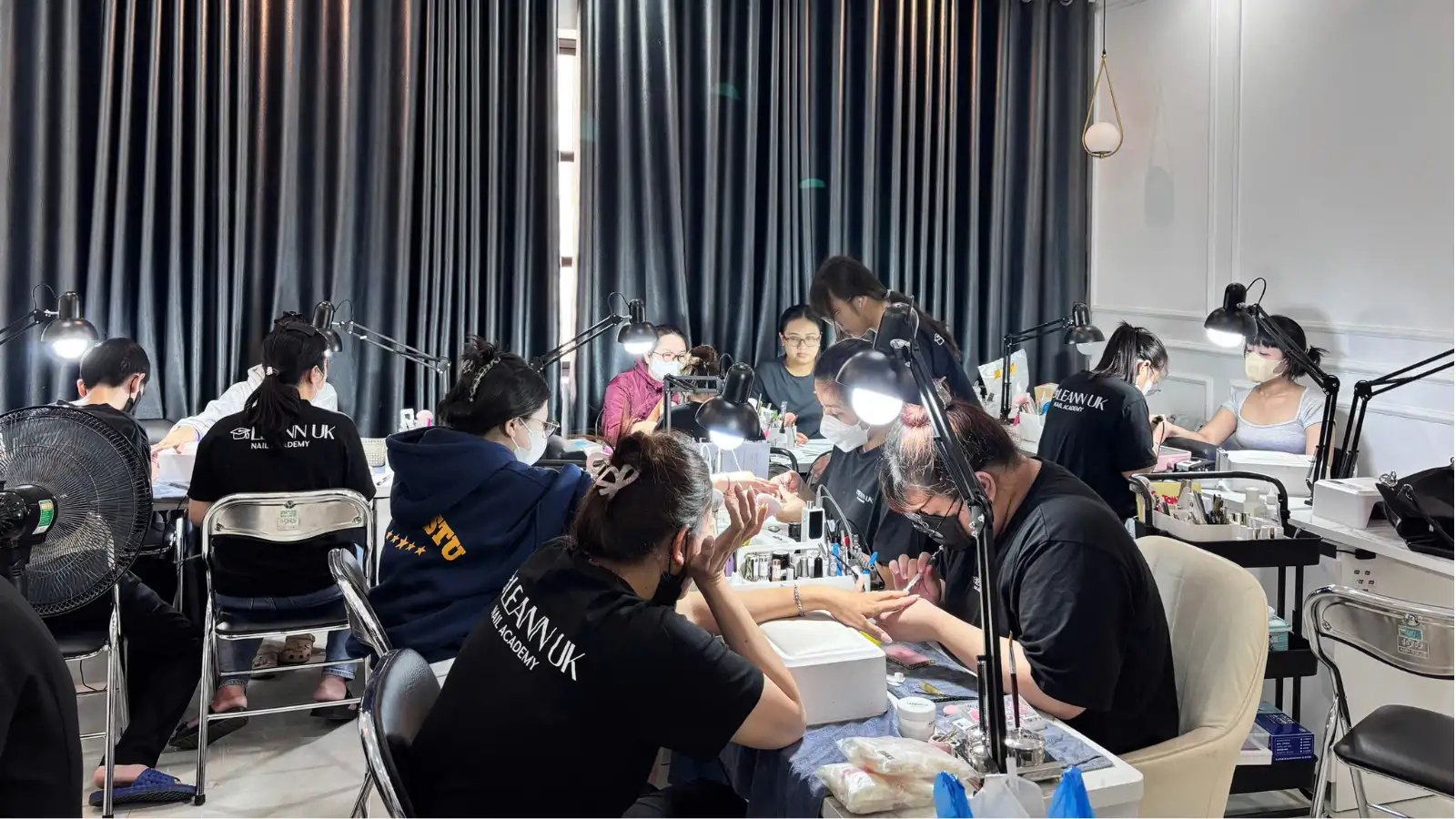 Học nail VTCT